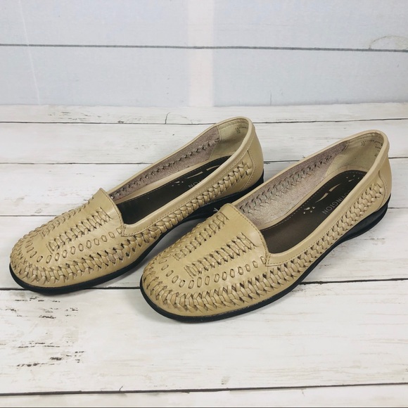 Covington Shoes - Covington Woven Leather Loafers Size 7M